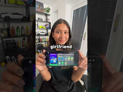 Girlfriend Opens My FC Mobile Pack 😍